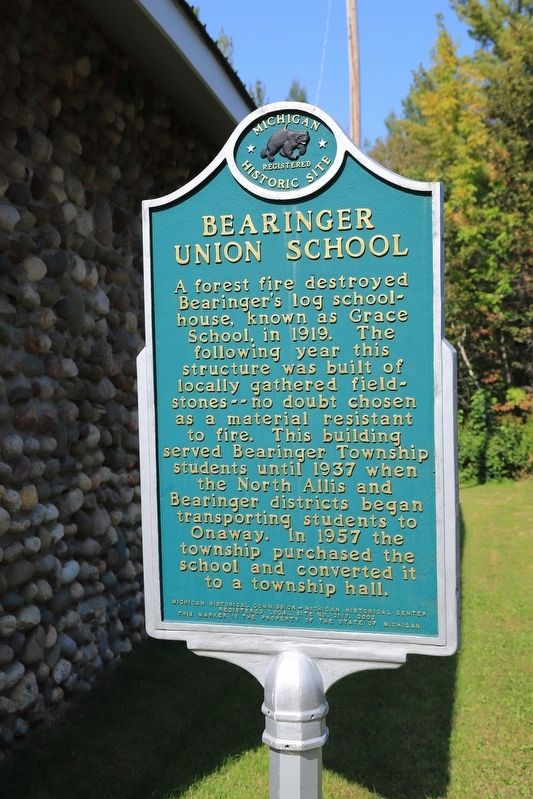 Bearinger Union School Marker image. Click for full size.