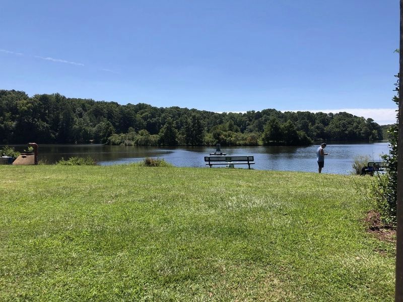Bass Lake Park image. Click for full size.