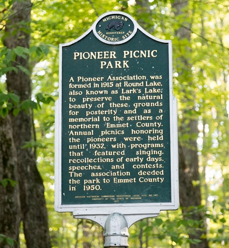Pioneer Picnic Park Marker. Click for full size. Pioneer Picnic Park Marker image. Click for full size.