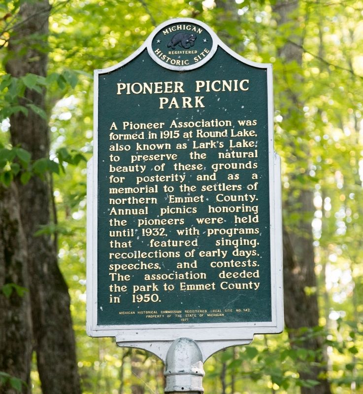 Pioneer Picnic Park Marker image. Click for full size.