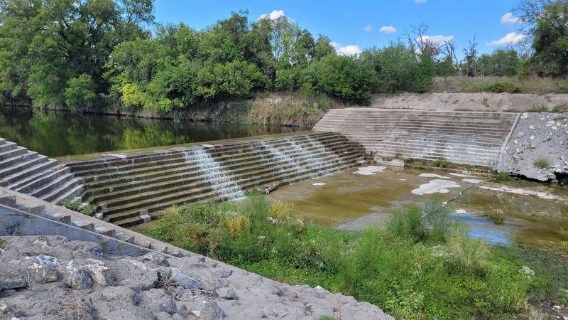 The view of the river upstream of the Site of Clifton Mill image. Click for full size.