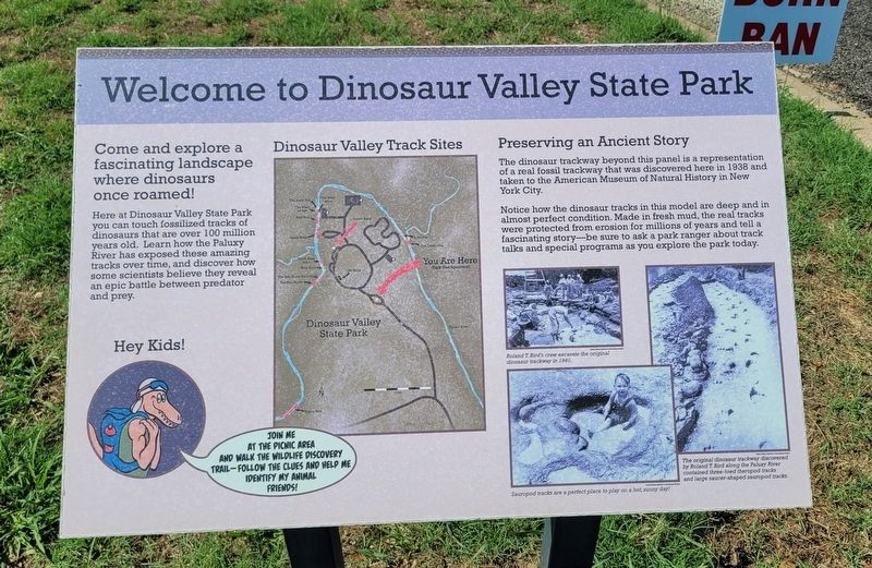 Welcome to Dinosaur Valley State Park Marker image. Click for full size.