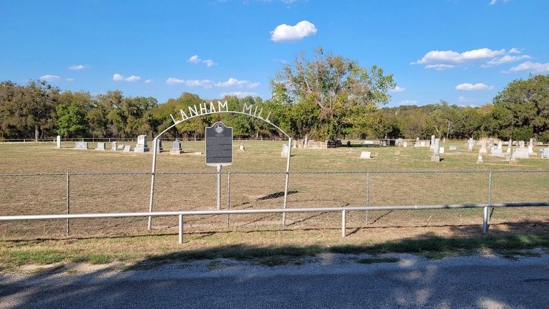 The Lanham Mill Cemetery and Marker image. Click for full size.