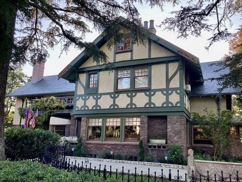 O�Melveny Home image. Click for full size.