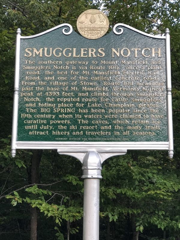 Smugglers Notch Marker image. Click for full size.