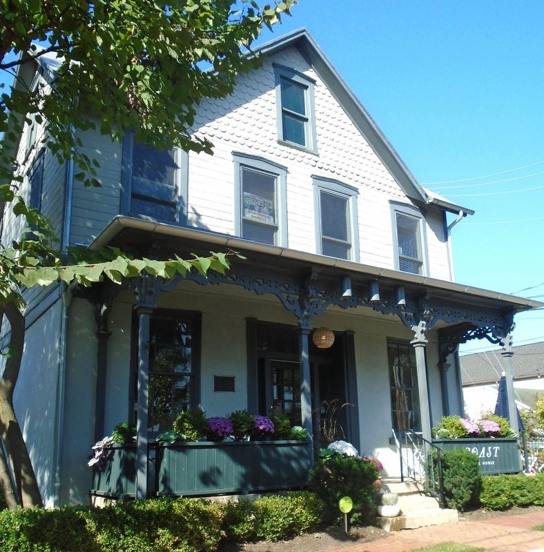 Sells-Evans House and Marker. Click for full size. Sells-Evans House and Marker image. Click for full size.