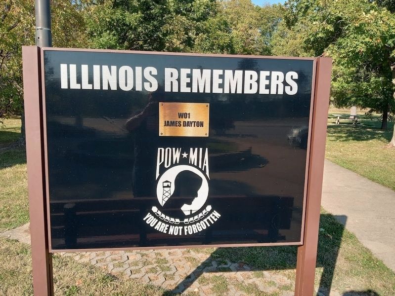 Illinois Remembers POW/MIA Marker. Click for full size. Illinois Remembers POW/MIA Marker image. Click for full size.