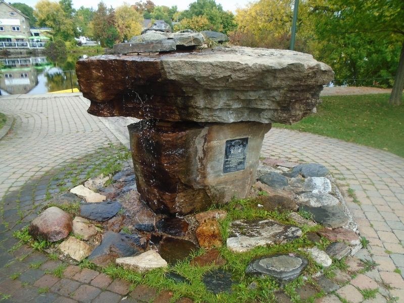 The Town Hall Square Fountain. Click for full size. The Town Hall Square Fountain image. Click for full size.
