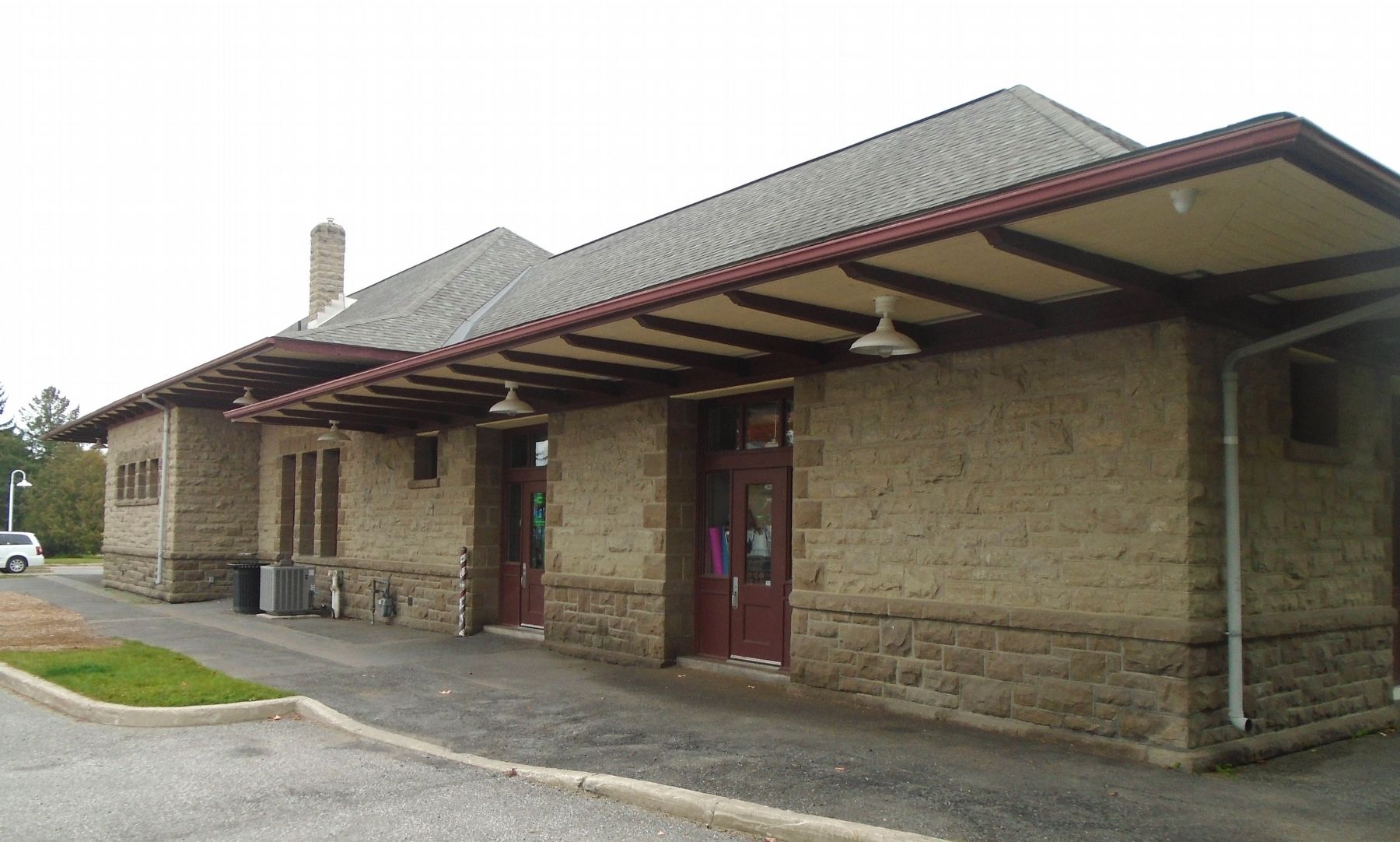Canadian Pacific Railway Station. Click for full size. Canadian Pacific Railway Station image. Click for full size.