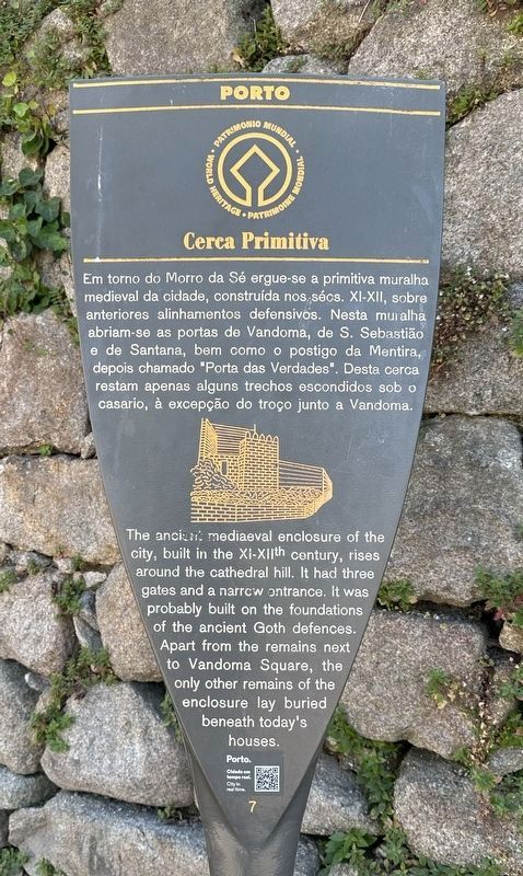 Cerca Primitiva / Early Wall Marker. Click for full size. Cerca Primitiva / Early Wall Marker image. Click for full size.