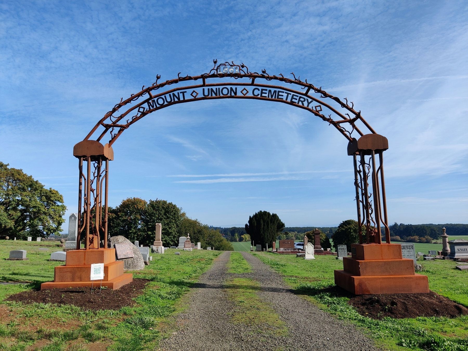 Mt. Union Cemetery entrance image. Click for full size.