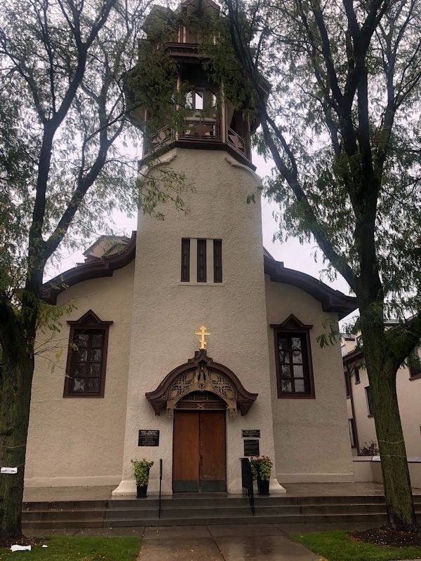 Holy Trinity Orthodox Cathedral image. Click for full size.
