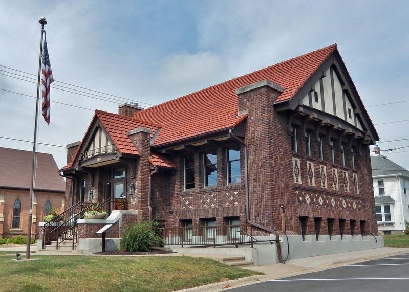Platteville Carnegie Library (<i>southeast elevation</i>) image. Click for full size.