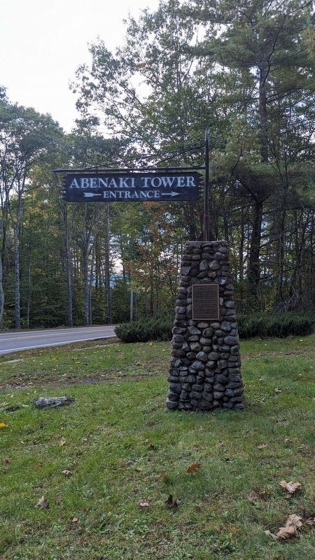 Abenaki Tower Marker entrance image. Click for full size.