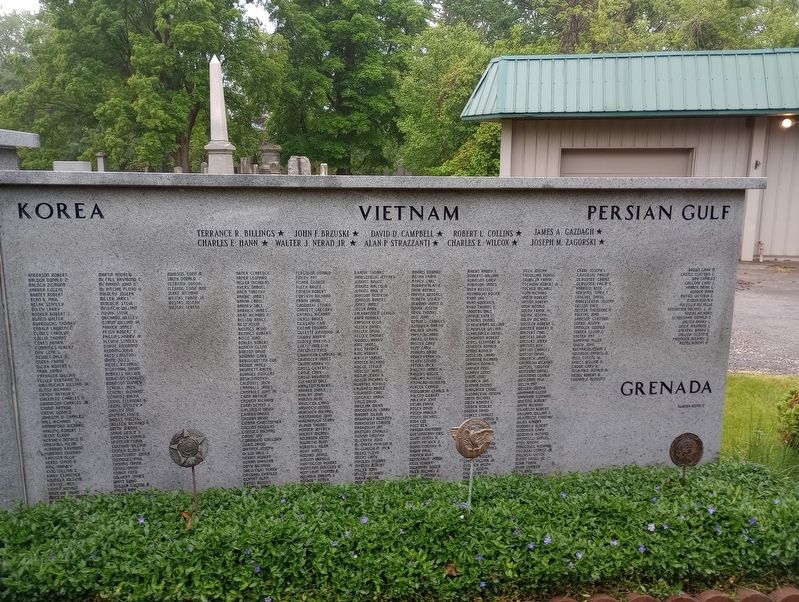 Northfield Macedonia Cemetery Veterans Memorial image. Click for full size.