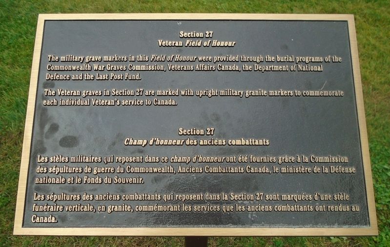 Veteran <i>Field of Honor / Champ d'honneur</i> des anciens combattants Marker. Click for full size. Veteran <i>Field of Honor / Champ d'honneur</i> des anciens combattants Marker image. Click for full size.