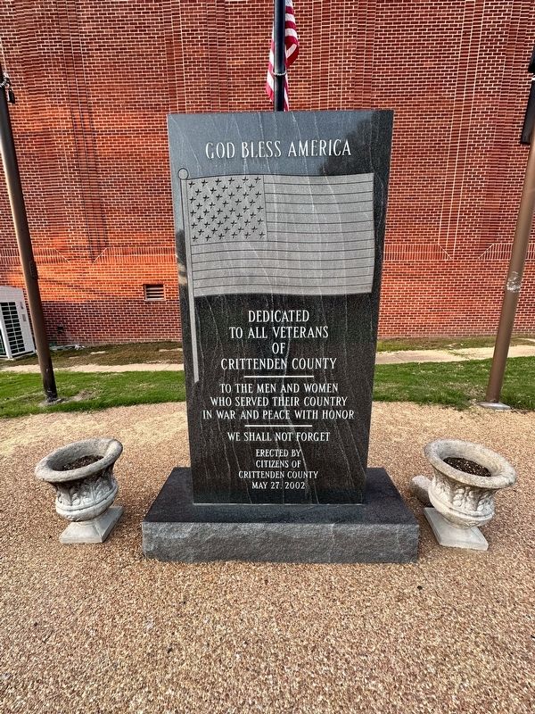 Crittenden County Veterans Memorial image. Click for full size.