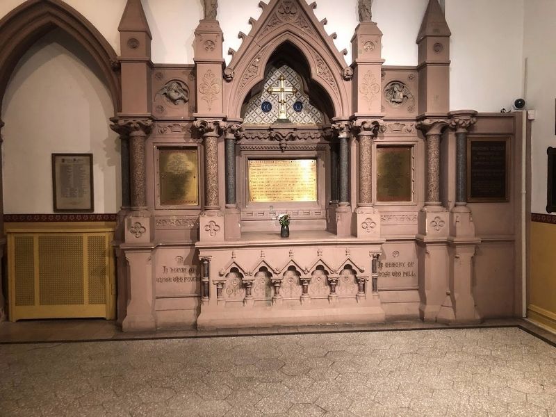 Memorial altar and Abraham Lincoln marker. Click for full size. Memorial altar and Abraham Lincoln marker image. Click for full size.