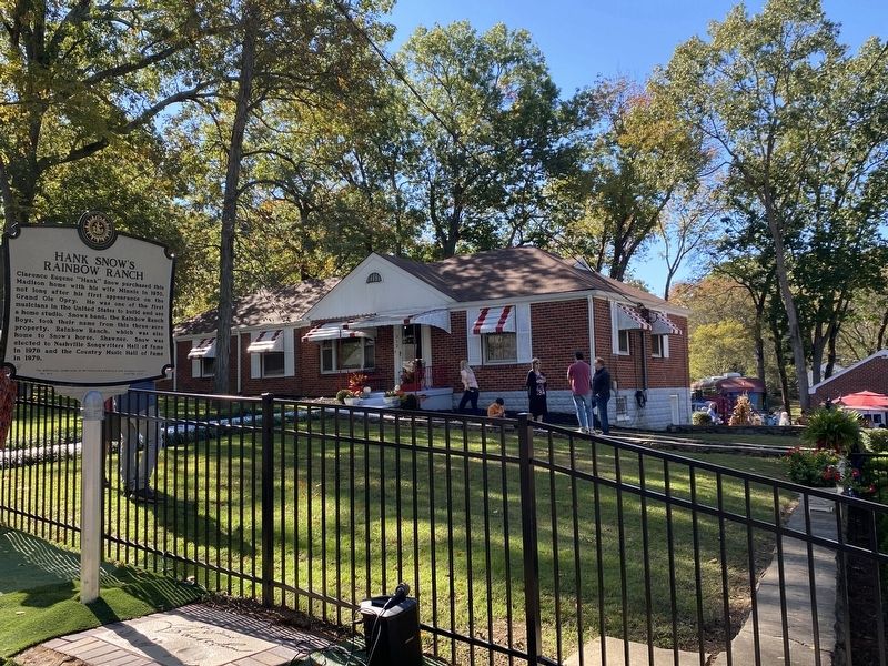 Hank Snow�s Rainbow Ranch Marker image. Click for full size.