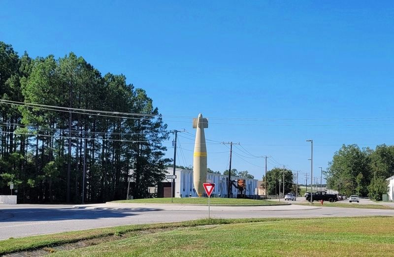The T12 High Explosive (HE) Bomb and Marker along the roundabout image. Click for full size.