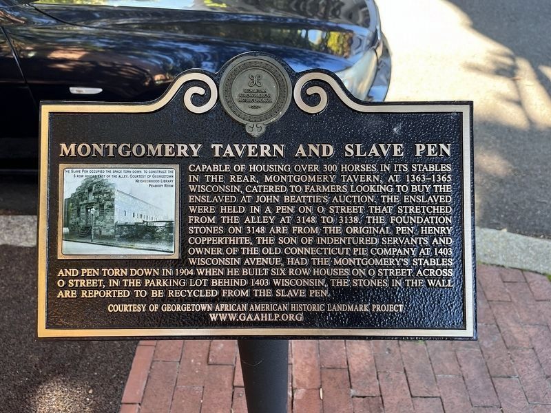 Montgomery Tavern and Slave Pen Marker image. Click for full size.
