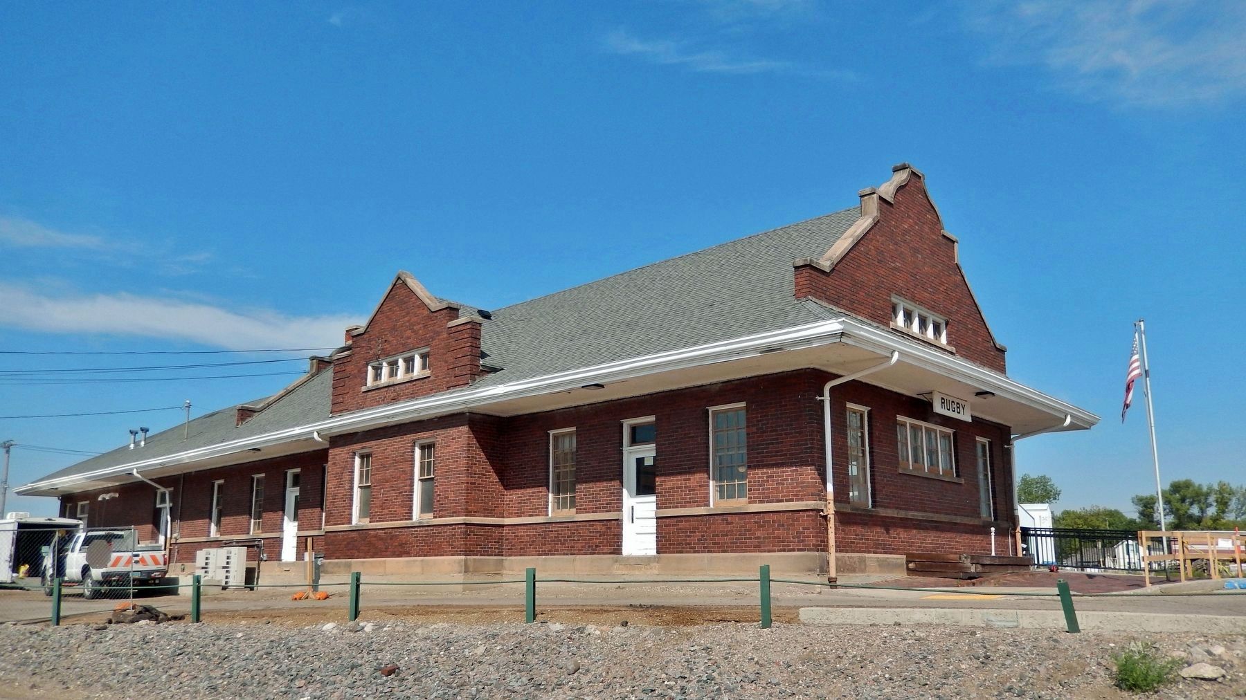 Great Northern Depot (<i>southeast elevation</i>) image. Click for full size.