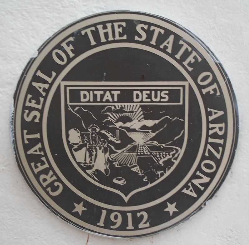 Arizona State Seal on Memorial Obelisk image. Click for full size.
