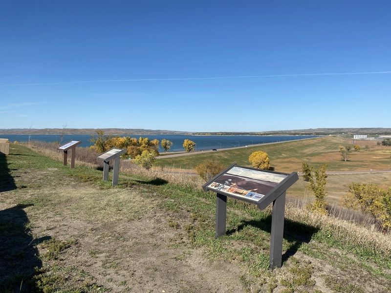 The Great Missouri River Marker image. Click for full size.
