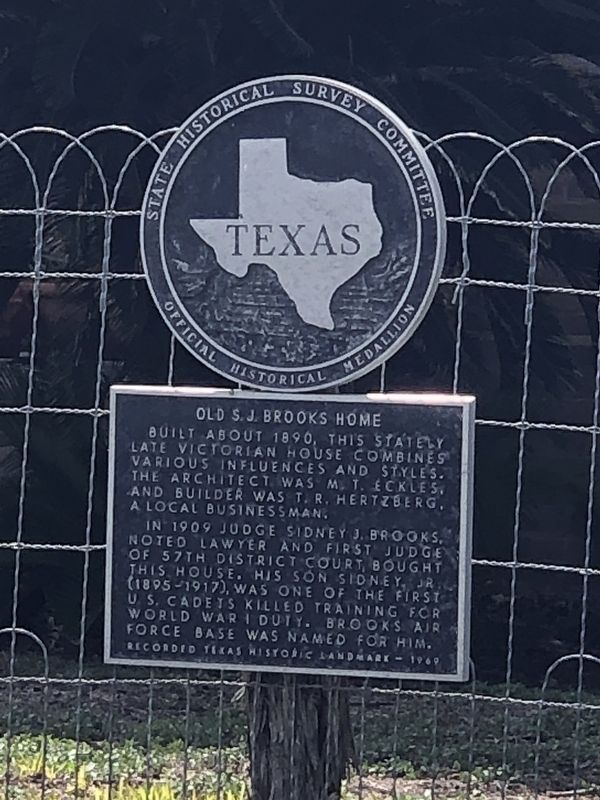 Old S.J. Brooks Home Marker. Click for full size. Old S.J. Brooks Home Marker image. Click for full size.