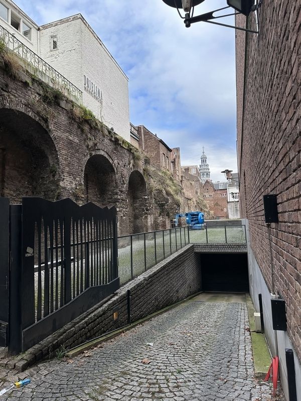 Remnants of the city wall and cloister. image. Click for full size.