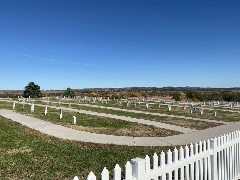 Fort Randall Cemetery image. Click for full size.