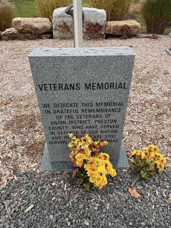 Veterans Memorial image. Click for full size.