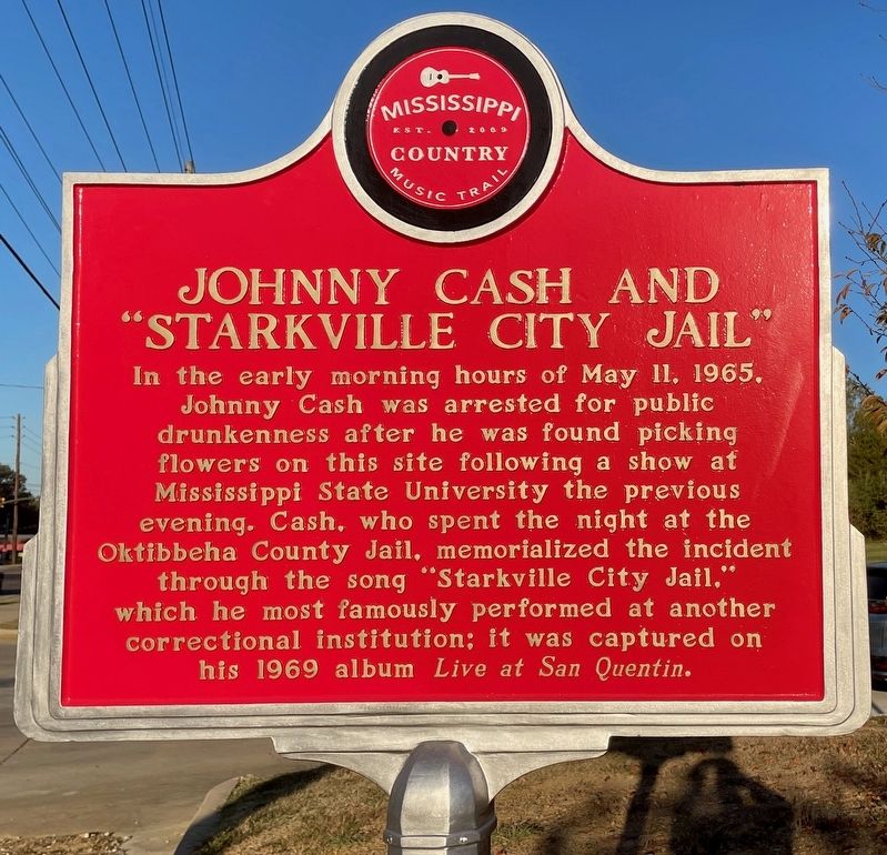 Johnny Cash and Starkville City Jail Marker image. Click for full size.