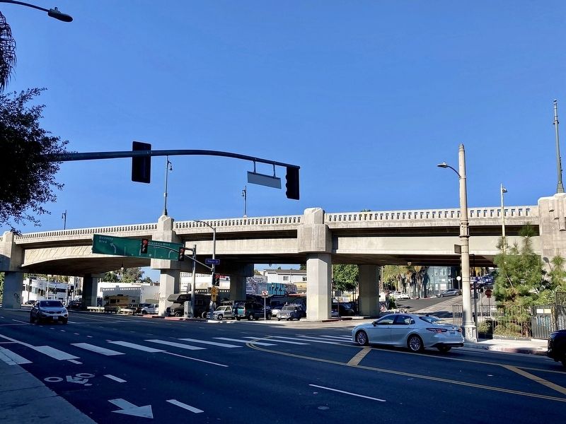 1st Street Viaduct image. Click for full size.