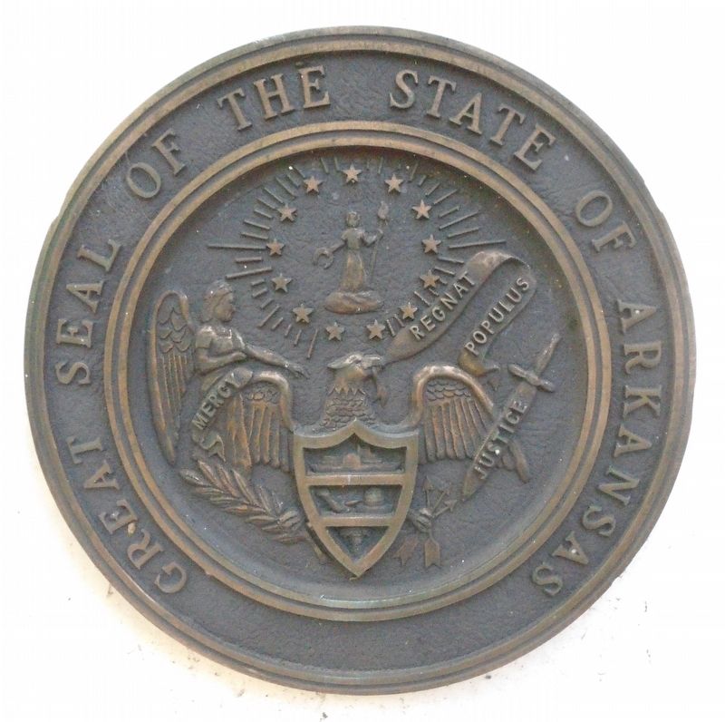 Arkansas State Seal on Memorial Obelisk image. Click for full size.