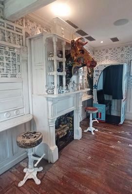 Inside The Top Gun House image. Click for full size.