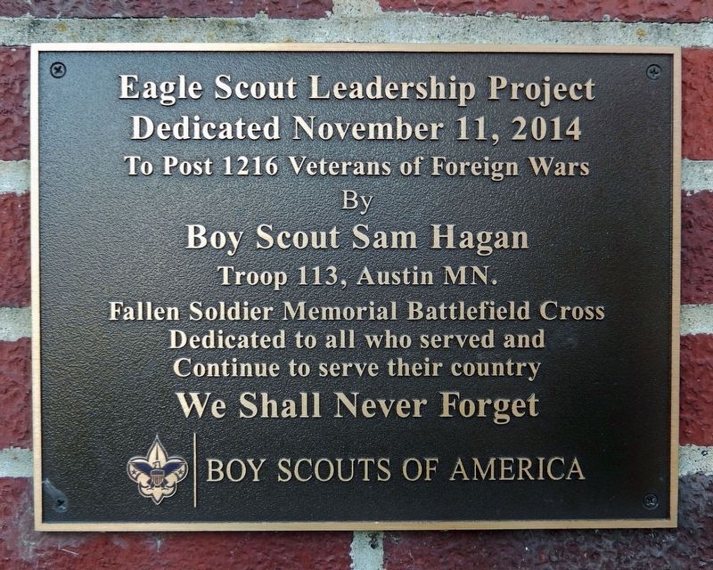Veterans Memorial Battlefield Cross Dedication image. Click for full size.
