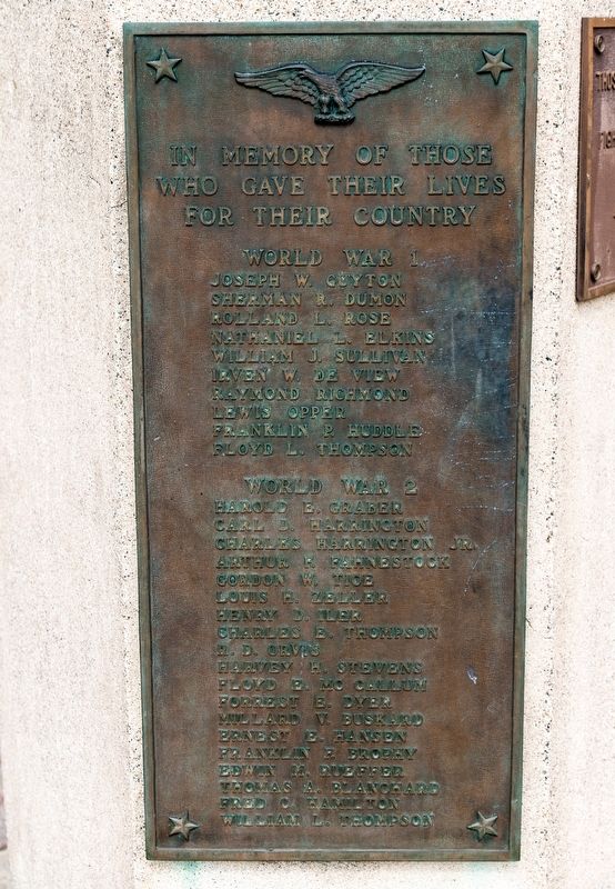 In Memory of Those Who Gave Their Lives for Their Country Marker image. Click for full size.