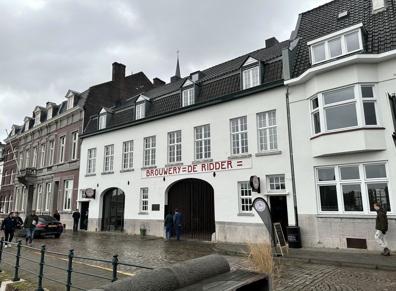 Bierbrouwerij De Ridder / De Ridder Brewery Marker - wider view image. Click for full size.