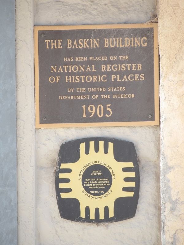 The Baskin Building Marker image. Click for full size.