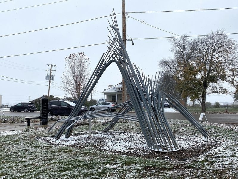 The Tracy Tornado Tree Sculpture image. Click for full size.