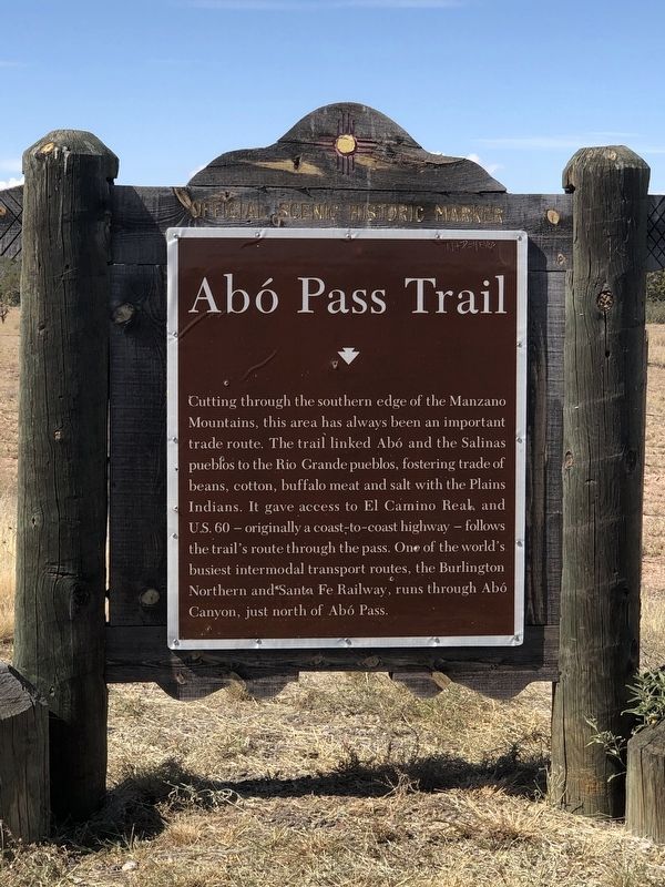 Ab Pass Trail Marker image. Click for full size.