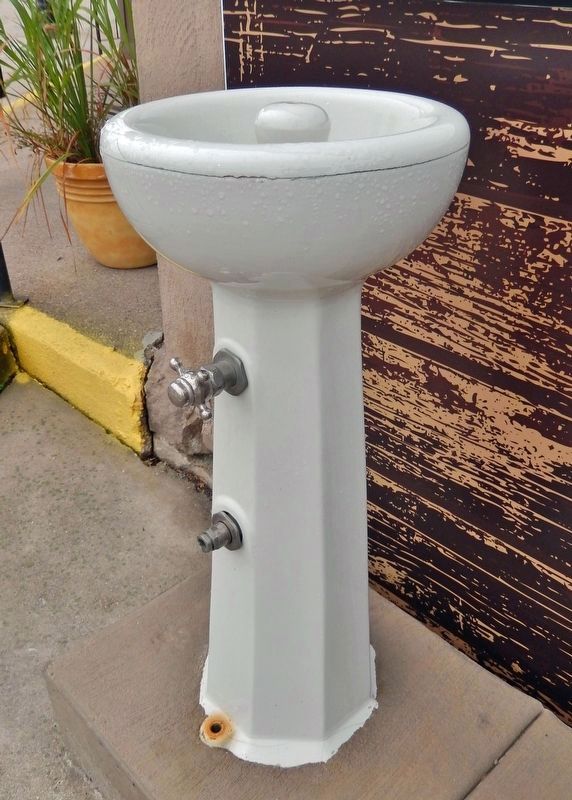 Lincoln Highway Water Fountain Replica. Click for full size. Lincoln Highway Water Fountain Replica image. Click for full size.