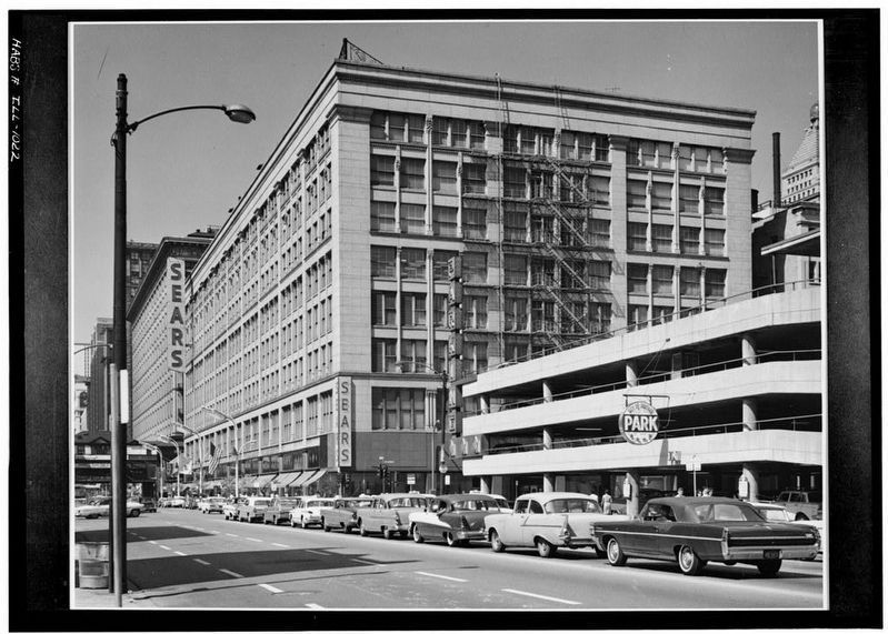 Historic photo of the Second Leiter Building image. Click for full size.