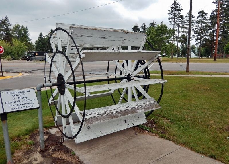 Paddlewheel of Leila D. & Marker image. Click for full size.