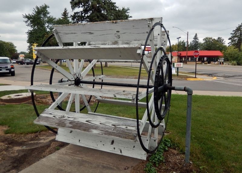 Paddlewheel of Leila D. image. Click for full size.