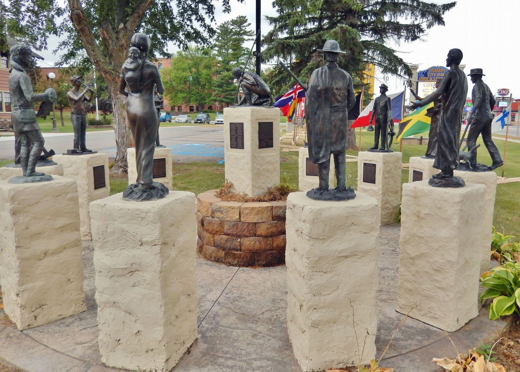 <i>�Circle of Time�</i> Monument image. Click for full size.