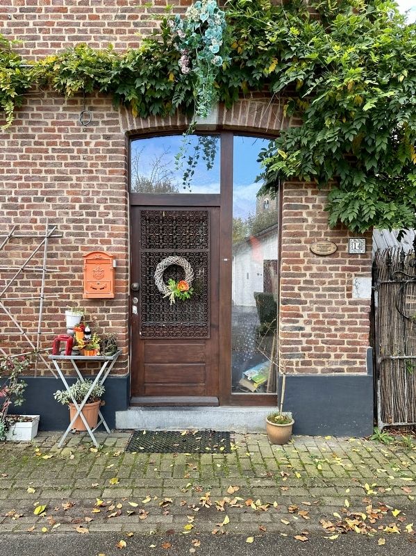 Het Eerste Bevrijde Cafe / The First Liberated Cafe Marker - wide view image. Click for full size.