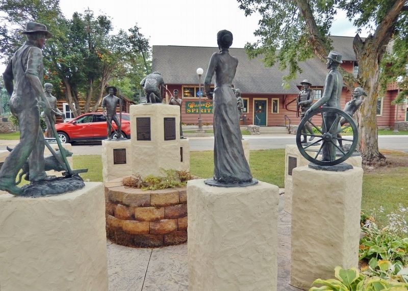 <i>�Circle of Time�</i> Monument image. Click for full size.