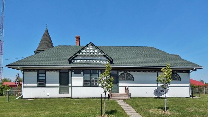 Smithville Train Station (<i>south elevation</i>) image. Click for full size.